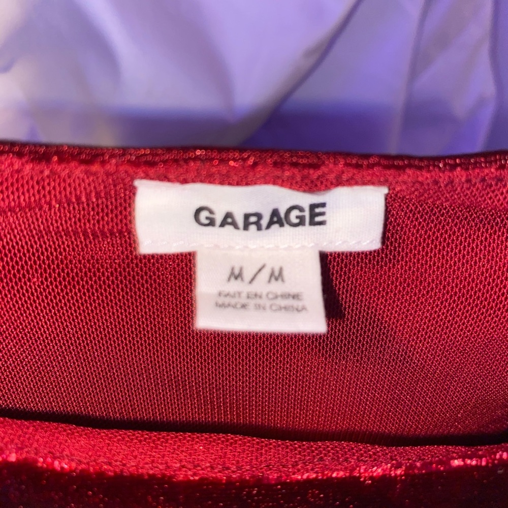 ❤️GARAGE Red Croptop❤️ - Picture 2 of 2